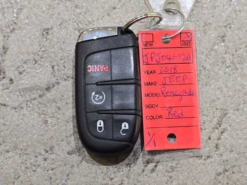 Used 2018 Jeep Renegade Latitude w/ Cold Weather Group AWD/4WD image 32