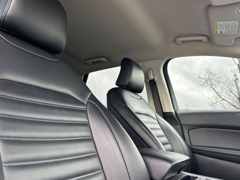 Certified 2024 Ford Edge SEL image 18