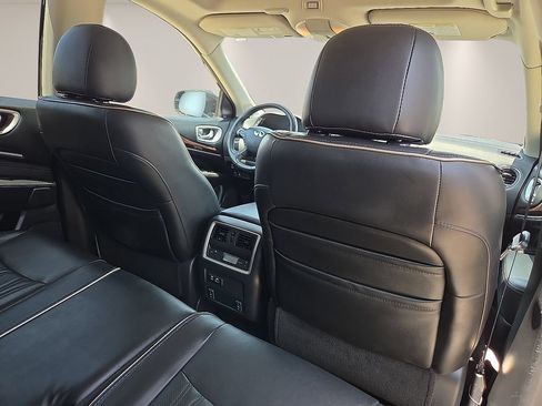 Used 2020 INFINITI QX60 Luxe w/ Sensory Package FWD image 11