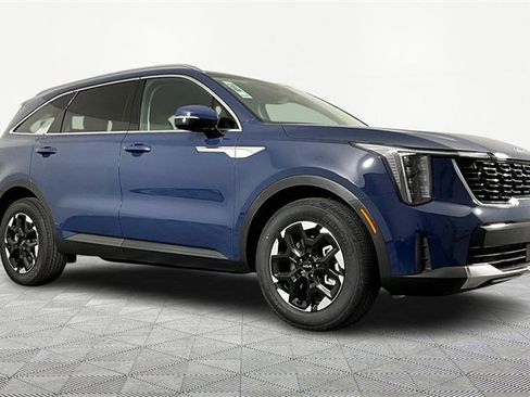 New 2026 Kia Sorento S w/ S Panoramic Sunroof Package image 3