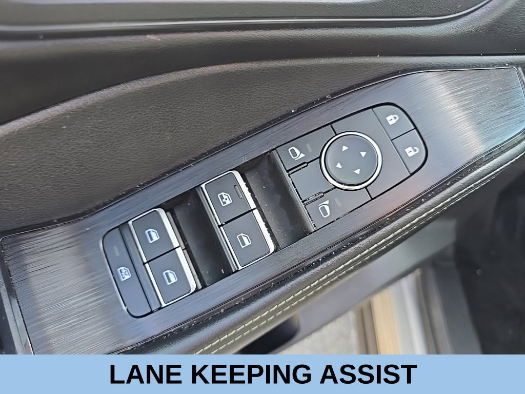 Used 2025 Nissan Rogue SL w/ Tech Package AWD/4WD image 7