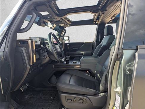 Used 2024 GMC Hummer EV 3X w/ LPO, Illumination Package image 10