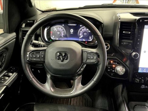 Used 2024 RAM 1500 Limited w/ Trailer Tow Group image 8