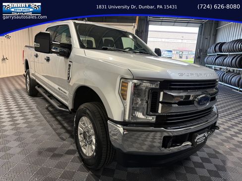 Used 2019 Ford F250 XLT w/ Snow Plow Prep Package AWD/4WD image 3