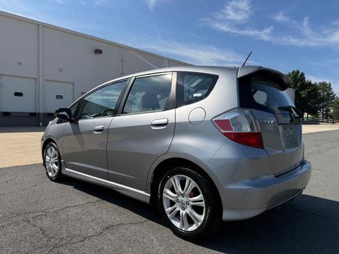 Used 2009 Honda Fit Sport image 3
