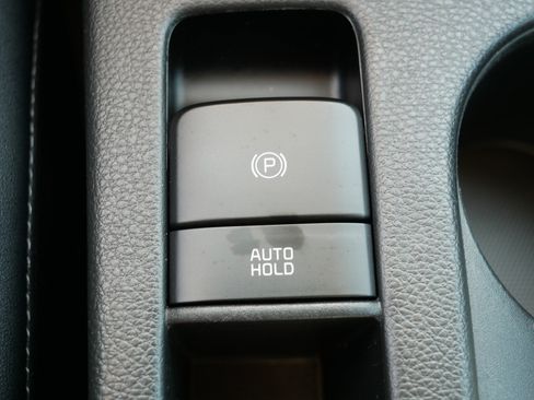 Certified 2024 Kia Seltos SX w/ SX Sunroof Package AWD/4WD image 31
