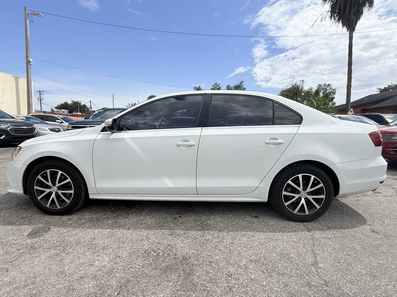 Used 2018 Volkswagen Jetta SE FWD image 7