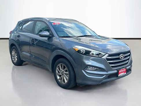 Used 2016 Hyundai Tucson SE w/ Option Group 02 image 3