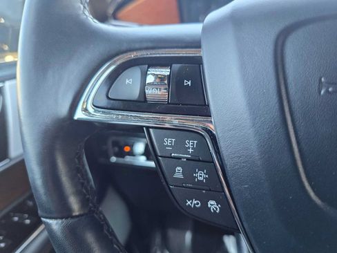 Used 2024 Lincoln Navigator L Black Label AWD/4WD image 35