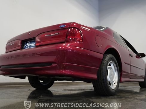 Used 1995 Ford Thunderbird Super RWD image 30