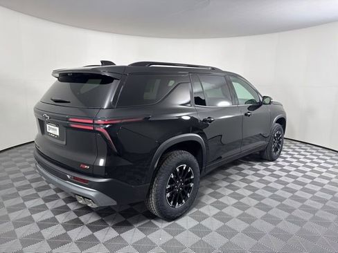 New 2026 Chevrolet Traverse Z71 w/ Enhanced Driving Package AWD/4WD image 3