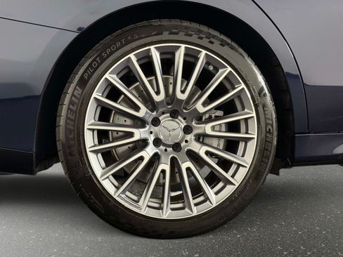 Used 2025 Mercedes-Benz E 53 AMG e 4MATIC Sedan image 16