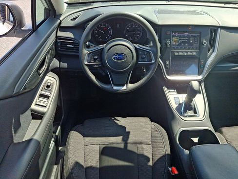 Used 2022 Subaru Outback AWD/4WD image 2