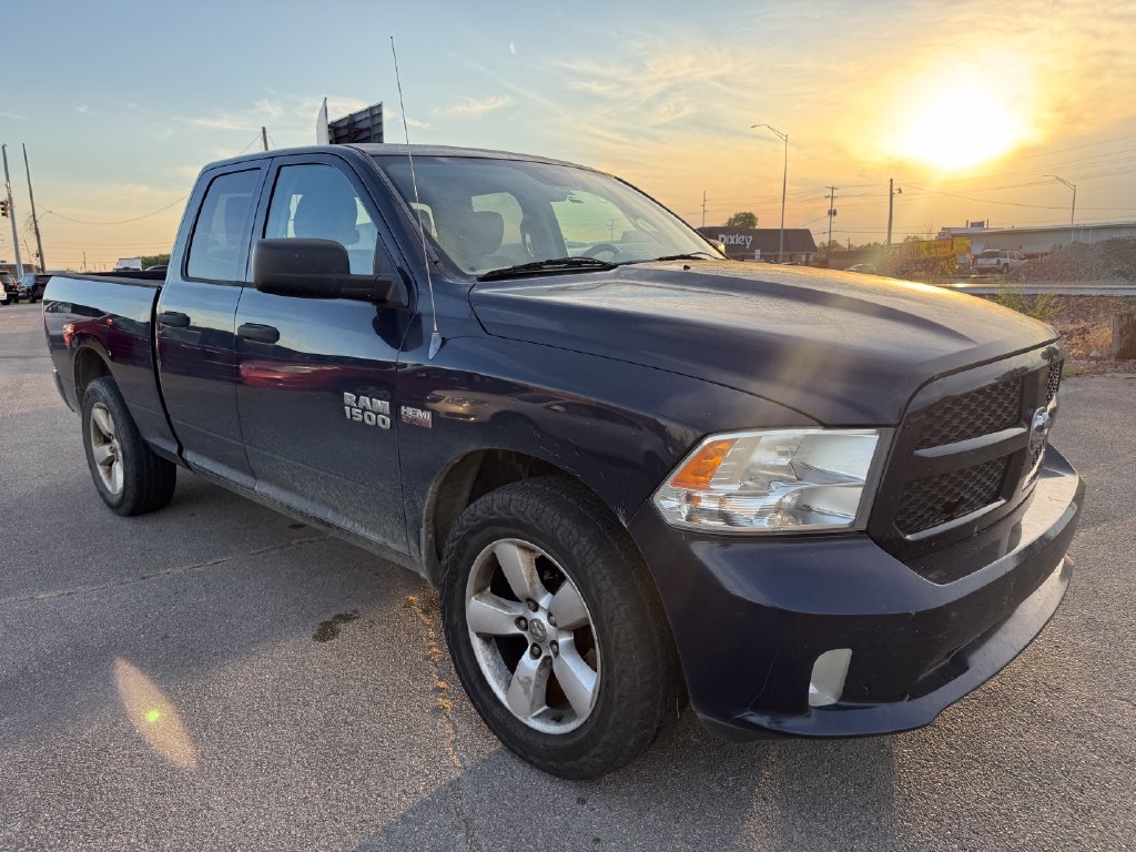 Used 2013 RAM 1500 Express RWD image 3
