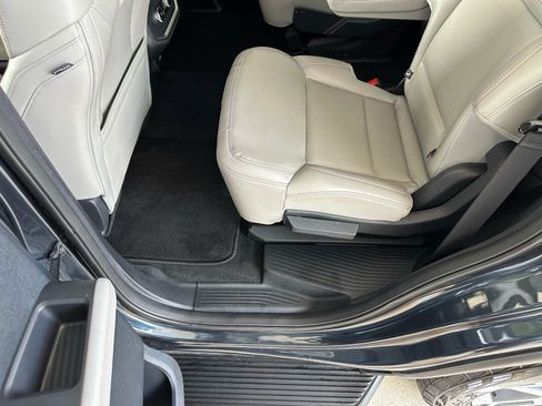 Certified 2025 Ford Expedition Active AWD/4WD image 22