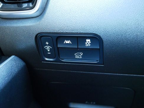 Certified 2022 Kia Sorento SX image 26