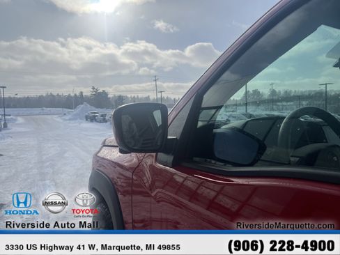 Used 2023 Nissan Frontier PRO-4X w/ Pro-4X Premium Package image 5