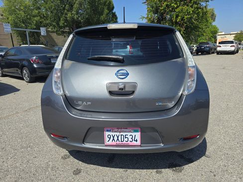 Used 2016 Nissan Leaf S w/ Charger Package FWD image 6