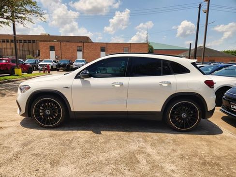 Used 2023 Mercedes-Benz GLA 35 AMG 4MATIC image 4