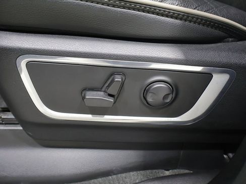Certified 2023 RAM 1500 Laramie AWD/4WD image 14