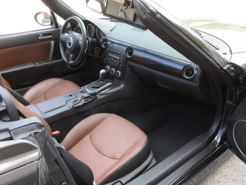 Used 2013 MAZDA MX-5 Miata Grand Touring image 17
