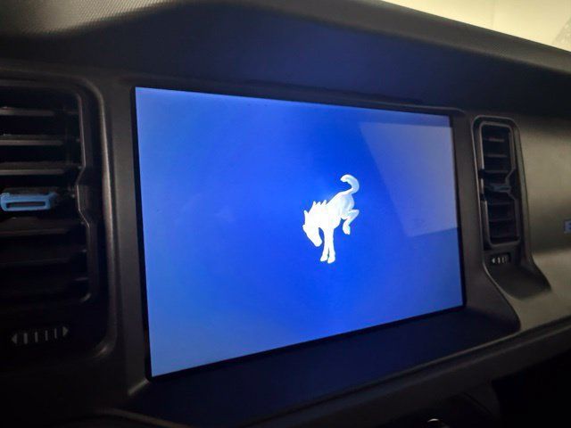 Used 2024 Ford Bronco Black Diamond AWD/4WD image 16