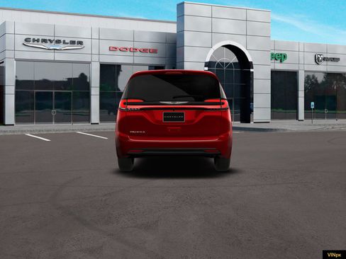New 2026 Chrysler Pacifica Select image 6