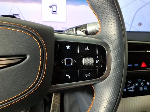 Certified 2026 Genesis GV70 2.5T Sport Prestige AWD/4WD image 22