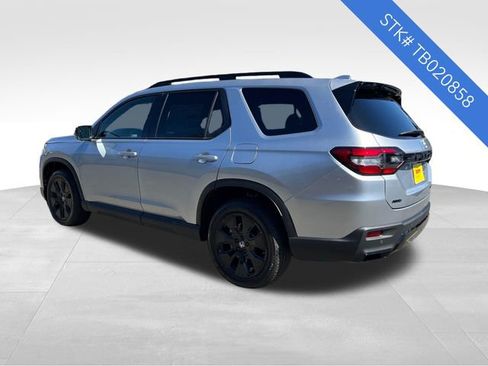 New 2026 Honda Pilot Black Edition image 6