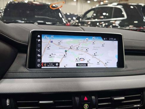 Used 2019 BMW X6 xDrive50i w/ M Sport Package image 21