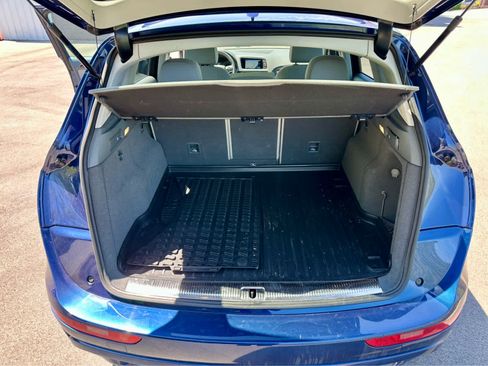 Used 2016 Audi Q5 2.0T Premium Plus w/ Technology Package image 12