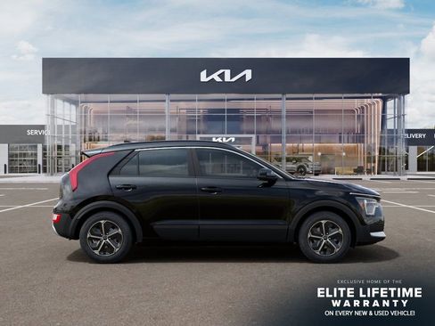 New 2026 Kia Niro LX FWD image 8