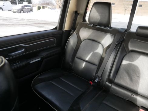 Used 2019 RAM 1500 Laramie image 12