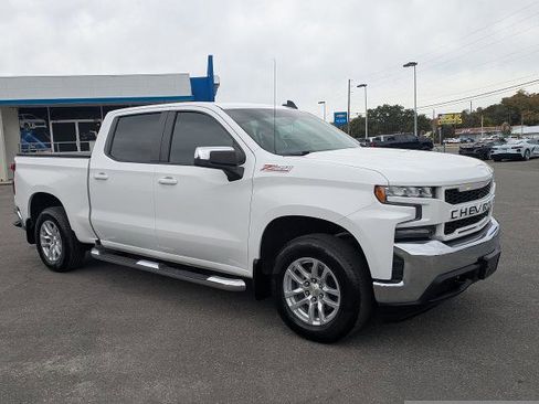 Used 2019 Chevrolet Silverado 1500 LT w/ All-Star Edition image 2