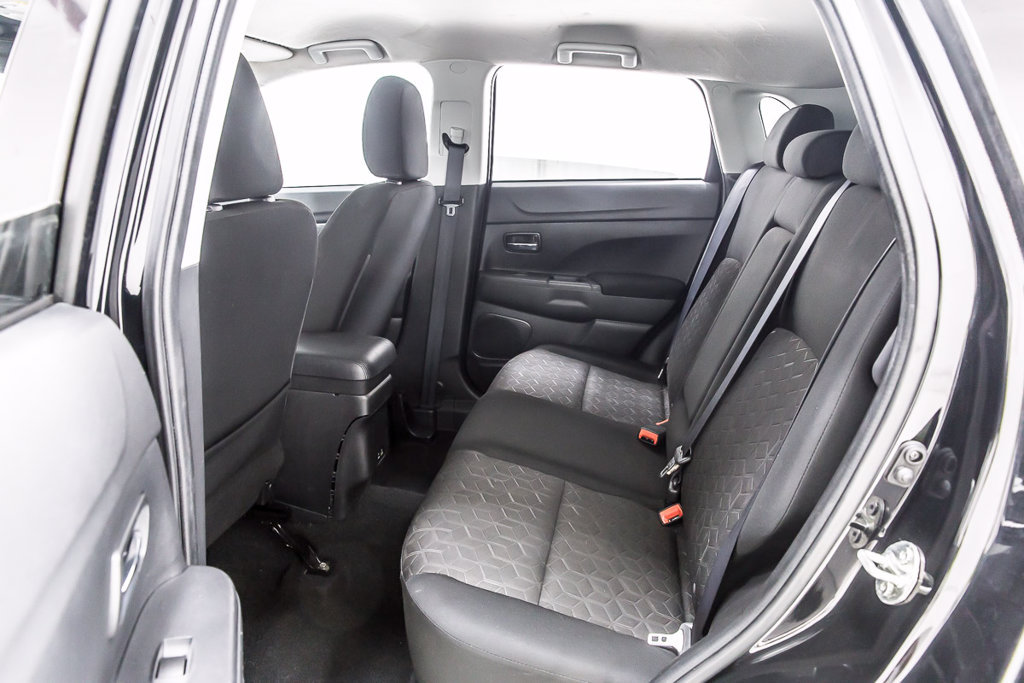 Used 2022 Mitsubishi Outlander Sport LE AWD/4WD image 27