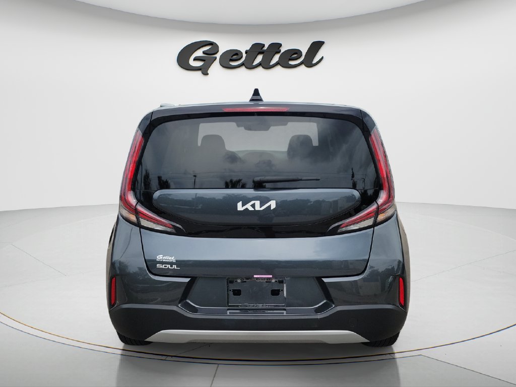 Used 2024 Kia Soul LX w/ Option Group 015 FWD image 6