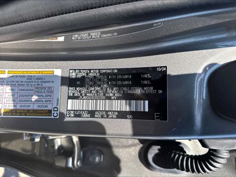 Used 2025 Lexus NX 250 FWD image 32