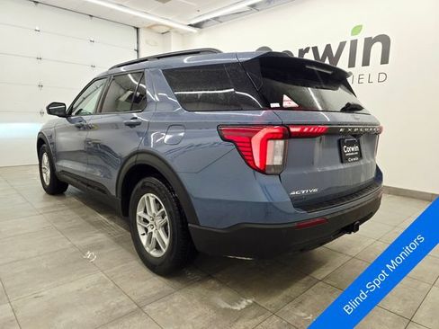 New 2026 Ford Explorer Active RWD image 3