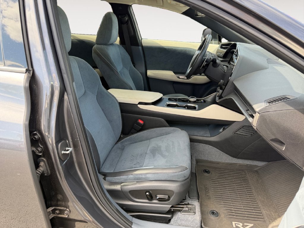 Used 2023 Lexus RZ 450e Premium w/ Accessory Package (Z1) AWD/4WD image 24