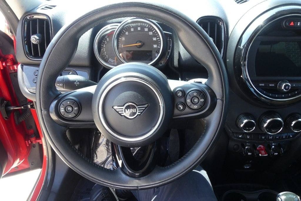 Used 2020 MINI Cooper Countryman FWD image 17