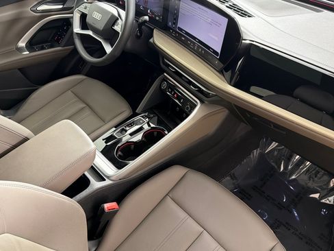 Used 2026 Audi Q5 Premium AWD/4WD image 15