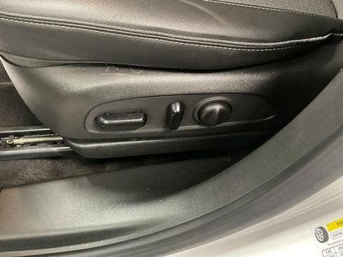 Used 2023 Buick Encore GX Preferred w/ Cold Weather Comfort Package image 11