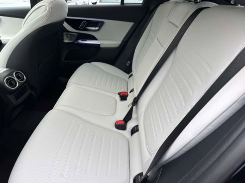 New 2026 Mercedes-Benz GLC 300 4MATIC image 7