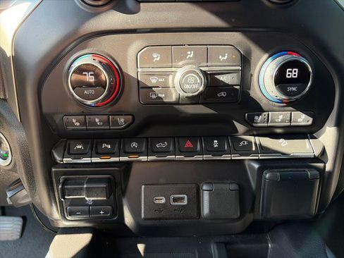 Used 2021 Chevrolet Silverado 1500 LTZ w/ LTZ Premium Package image 25