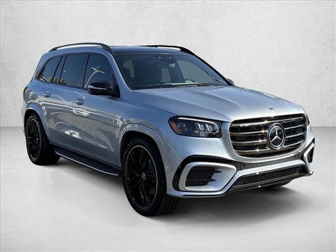 New 2026 Mercedes-Benz GLS 580 4MATIC image 3