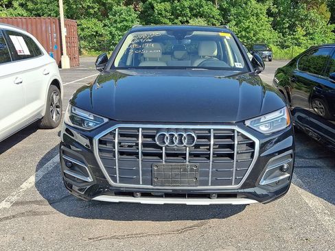 Used 2023 Audi Q5 2.0T Premium Plus w/ Premium Plus Package AWD/4WD image 2
