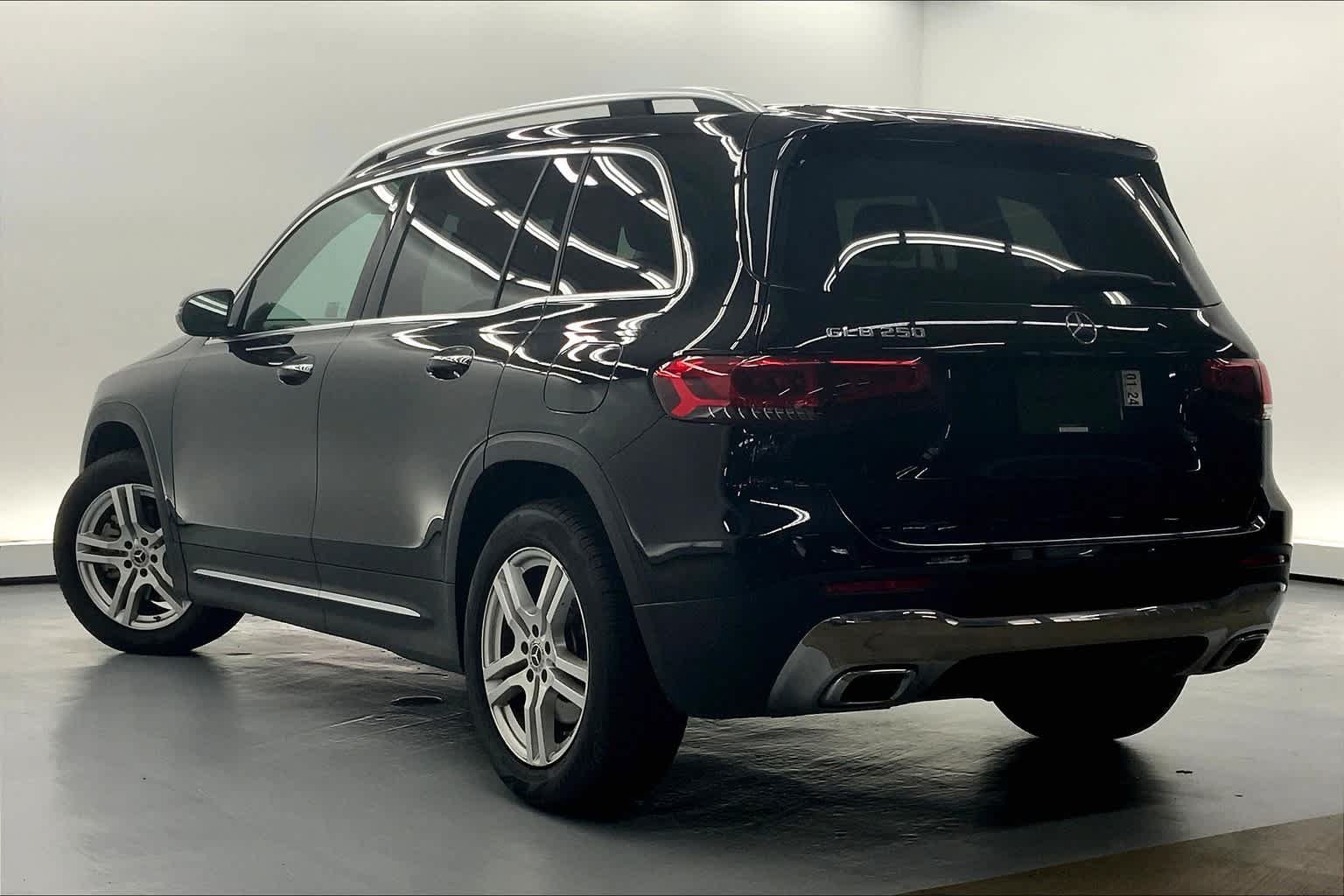 Used 2020 Mercedes-Benz GLB 250 image 11