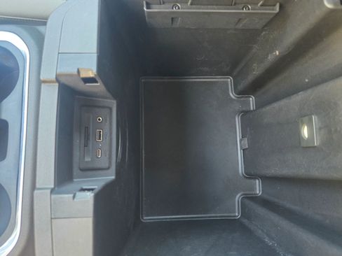 Used 2021 GMC Sierra 1500 SLT image 27