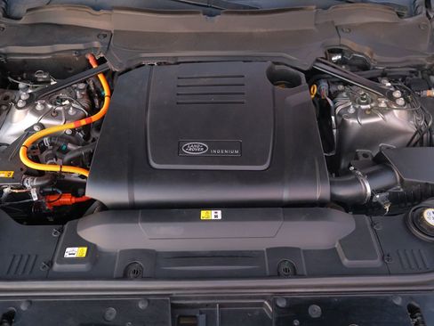 Used 2020 Land Rover Range Rover HSE image 9