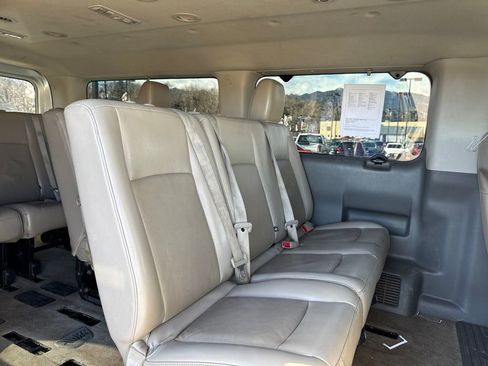 Used 2013 Nissan NV 3500 SL w/ Technology Pkg image 28